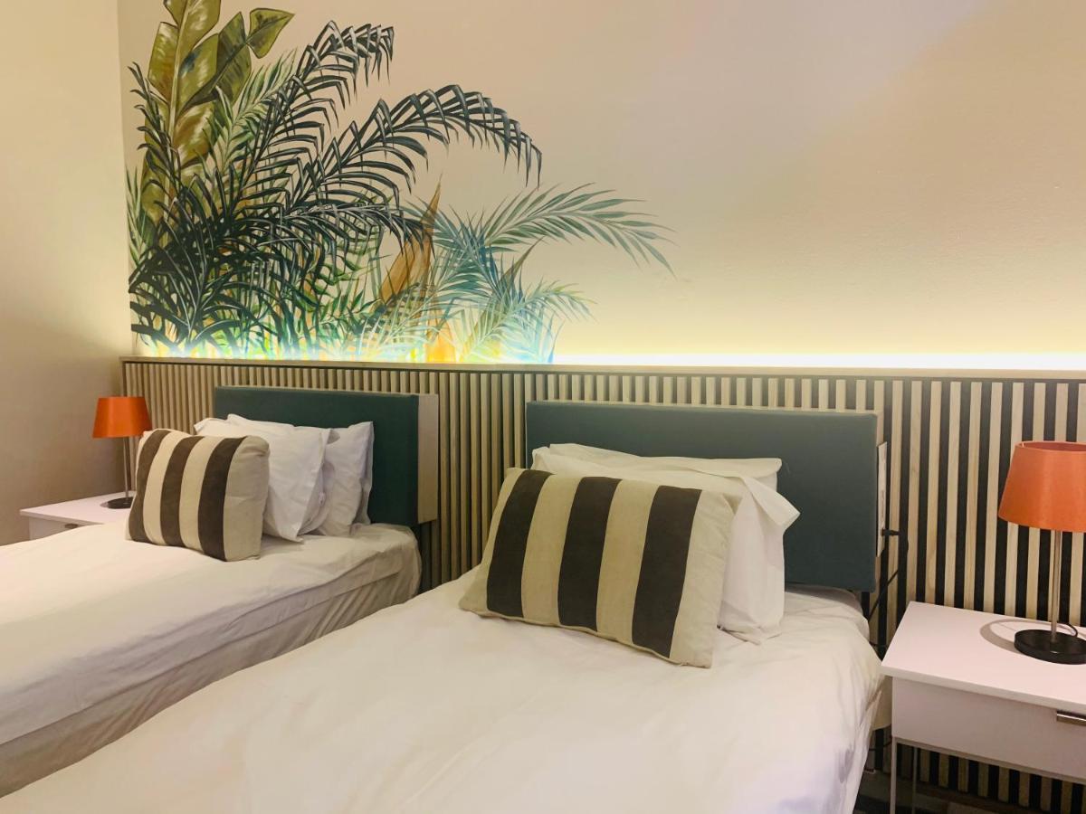 Mountview Guest House เคปทาวน์ ภายนอก รูปภาพ