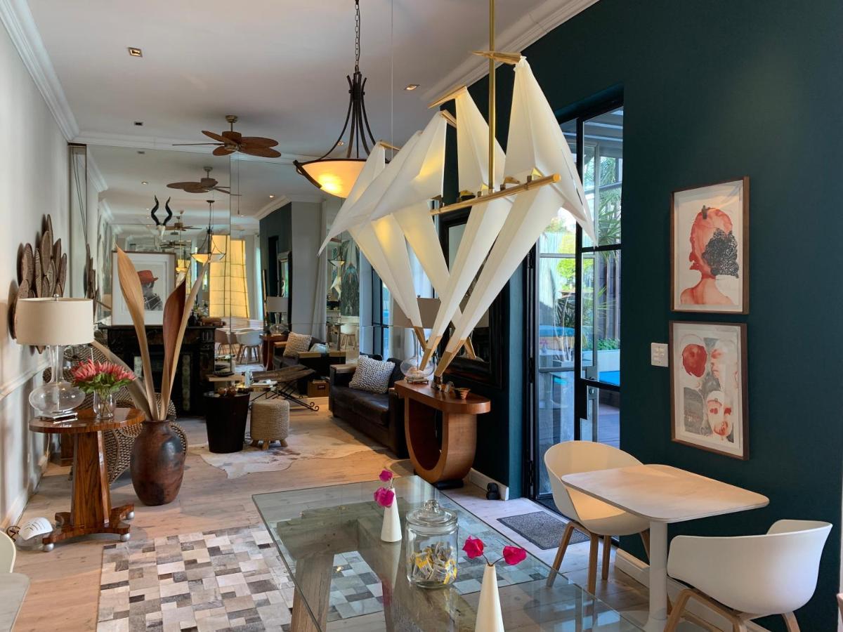 Mountview Guest House เคปทาวน์ ภายนอก รูปภาพ
