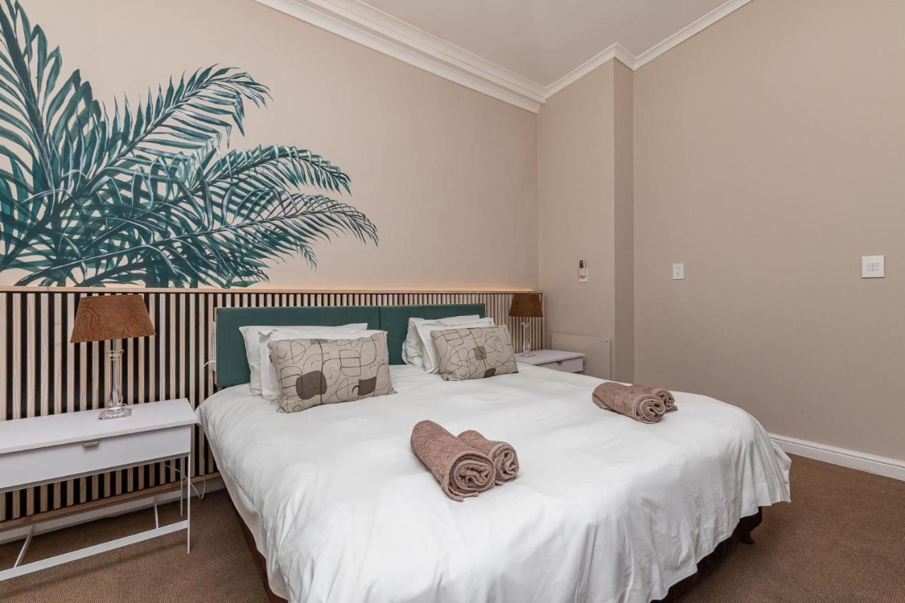 Mountview Guest House เคปทาวน์ ภายนอก รูปภาพ
